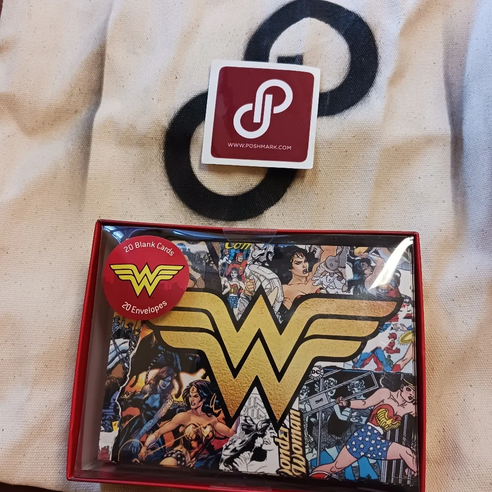 Wonderwoman Note Cards and Pen Set